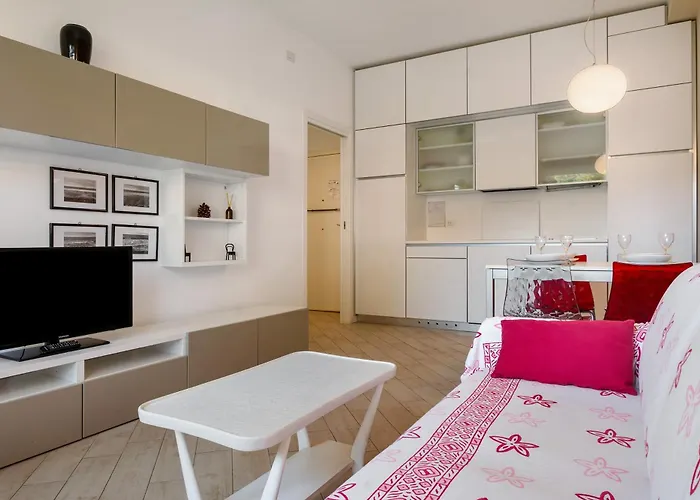 Solaria Apartment *